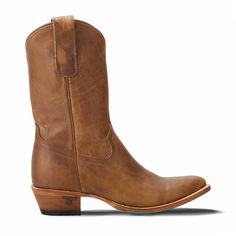 The Plain Jane is a Lane Boot OG - proven to stand the test of time in style and comfort. You'll look good in her now and years to come. Available in a spectrum of neutral colors to pair with any outfit. $209.95 Cowboy Boots Casual, West Desperado, Round Toe Cowboy Boots, Desert Clay, Lane Boots, Plain Jane, Roper Boots, Boots Casual, Wedding White