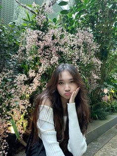 garden, outfit inspiration, gardens by the bay, off shoulder white too, black maxi skirt, korean, aesthetic Garden Outfit, Skirt Korean, Black Maxi Skirt, Gardens By The Bay, Aesthetic Outfit, Rainy Day Outfit