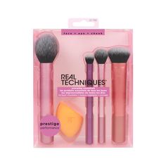 The Real Techniques Everyday Essentials Set is a one-and-done kit to elevate your makeup routine. This makeup brush kit comes with the brand’s fan favorite makeup tools: 400 Blush Brush, 300 Deluxe Crease Brush, 402 Setting Brush, 200 Expert Face Brush and our #1 Miracle Complexion Sponge. These 5 makeup must-haves for Real Techniques Setting Brush, Essential Makeup Brushes, Makeup Blender Sponge, Real Techniques Brushes, Makeup Blending, Makeup Blender, Makeup Brush Kit, Blush Highlighter, Real Techniques