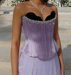 Purple Dress Corset, Tania Shroff, Purple Corset Dress, Amethyst Dress, Flowery Outfits, Fashion Collection Inspiration, Stylish Wedding Dresses, Samar, Gala Dresses