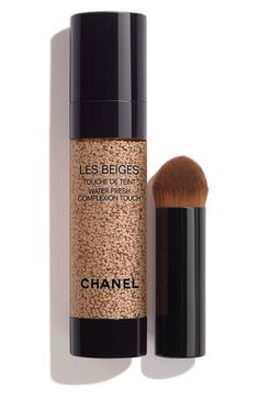 Chanel Foundation, Freetime Activities, Perfume Chanel, Chanel Les Beiges, Chanel Beauty, Chanel Makeup, Eye Contour, Makeup Items, Flawless Makeup