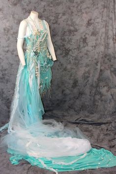 Order Custom Made Dress Bohemian Wedding Costume Fairy - Etsy Nederland Kimonos, Water Fairy Outfit Ideas, Ocean Fairy Costume, Water Goddess Costume, Water Goddess Outfit, Water Goddess Dress, Fairy Costume Outfit, Sea Nymph Aesthetic Outfit, Water Fairy Dress