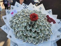 Luxury Money Bouquet Money Bouquet Birthday, Money Flower Bouquet, Gifts Bouquet, Sweet Gestures, Money Folding, Custom Money, Folding Money, Money Flowers, Money Bouquet