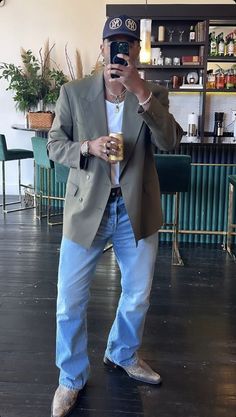 Summer Blazer Outfits Men, Scandinavian Style Men, Travel Outfits Winter, Travel Outfit Plane Cold To Warm, Casual Airport Outfit, Comfy Outfit Ideas, Travel Outfit Ideas, Comfy Travel Outfit, Party Outfit Men