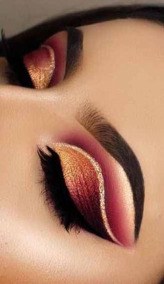 Cosmo School, Space Makeup, Mekap Mata, Makeup Tip, Cat Eye Makeup, Red Makeup