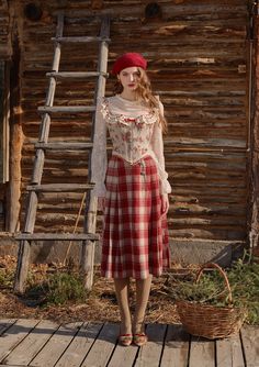 Classic Christmas Outfits Women, White Plaid Skirt Outfit, Scottish Outfit Women, Vintage Christmas Outfit, Cottage Skirt, Scottish Outfit, Christmas Day Outfits, Scottish Costume, Christmas Outfit Inspiration