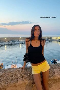 Amalie Star, Street Look, Blogger Girl, Honolulu, Fashion Killa, Travel Outfit, Summer Aesthetic, Fitness Inspo, Body Goals