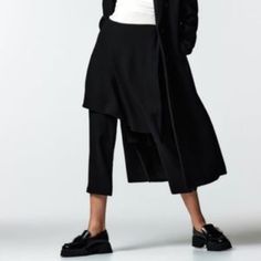 Zara Flowy Pareo Pants Nwt . Black . Super Cute . Comfortable . Made In Morocco . Size Small . Edgy Straight Pants For Fall, Fitted Culottes For Workwear, Chic Wide-leg Pants For Winter, Edgy Long Pants For Spring, Edgy Straight Pants For Spring, Chic Winter Long Pants, Edgy Spring Straight Pants, Chic Baggy Bottoms With Belt Loops, Edgy Workwear Bottoms With Pockets