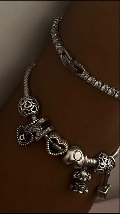 Pandora Bracelet Black Women, Pandora Bracelet Stack, Pandora Charm Bracelet Aesthetic, Pandora Bracelet Aesthetic, Pandora Aesthetic, Pandora Bracelet Ideas, Stylish Jewelry Accessories, Pandora Bracelet Charms Ideas