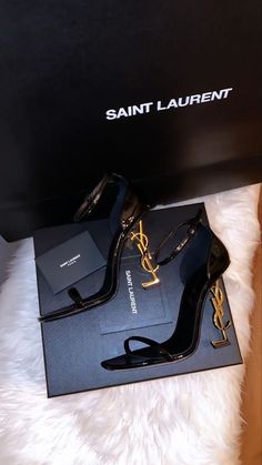 Asthetic Skincare, Dr Shoes, Ysl Heels, Rich Girl Lifestyle, Pretty Shoes