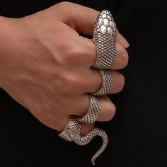 This Unique Set Of Rings Is A Wonderful Addition To Your Wardrobe And Your Style; Sure To Get Lots Of Compliments! Great For Halloween Or Anytime! Gsumpa50600jnd6 Set Of Rings, Paw Ring, Serpent Snake, Long Snake, Serpent Ring, Fairy Ring, Rhinestone Rose, Paw Heart, Bee Ring