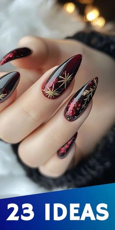 Trendy Christmas Nails 2025, Nails Inspiration New Years Eve, New Year Christmas Nails, Elegant Red Christmas Nails, 2024 Christmas Nail Trends, Fabulous Nails Designs, Christmas To New Year Nails, Christmas Nails 2025, Nails For Christmas And New Years