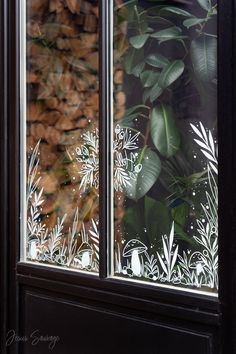 a window with frosted glass on the outside