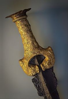 14th Century, Weird Antiques, Sea Peoples, Minoan Art, Historical Armor, Iron Age, Interesting History, Bronze Age, Hindu Art