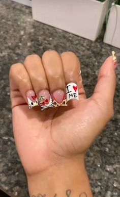 Nail Designs Without Charms, Shorts Cute Nails, Duck Nails Colorful, Short Nail With Charm, Nail Inspo Trendy 2024 Fall, I Heart Me Nails Design, Short Duck Nails Simple, Nails For Studs, Cute Nail Painting Ideas