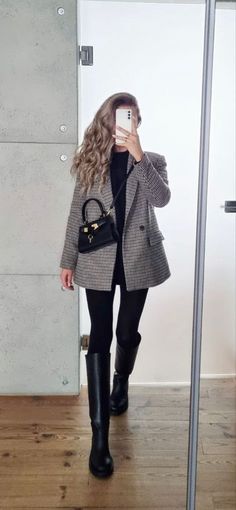 Short Dress And Coat Outfit, Court Outfit Women Winter, Work Outfits With Tall Boots, Winter Races Outfits For Women, December Outfits Winter Classy, Office Look With Sneakers, Chic Winter Outfits 2024 Women, Black Houndstooth Blazer Outfit, Women Work Wear Office Outfits