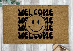 Retro Style Happy Face Doormat Painted Coir Doormat, Mat Painting, Happy Classroom, Door Mat Decor, Freelance Design, Classroom Theme, Apartment Style