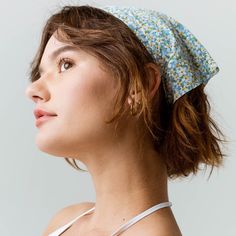 New With Tag Full Tilt Multi Print Bandana Head Scarf. Woven Head Scarf Headband. Elastic Band. Pull-On Style. Imported. Short Hair Bandana, Short Hair Scarf, Short Hair Headband, Swag Women, White Dad Hat, Bandana Head Scarf, Tilley Hat, Headband Elastic, Headbands For Short Hair