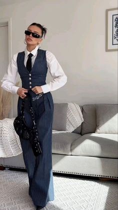 Stile Hijab, Stylish Work Attire, Woman Suit Fashion, Neue Outfits, Professional Outfits, Suit Fashion, Suit And Tie, Looks Style, Work Attire