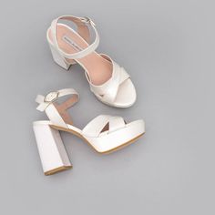 Winter Footwear, Oxford Boots, Wide Heels, Fashion High Heels, Comfortable Sandals, White Shoes, Bridal Shoes, Autumn And Winter