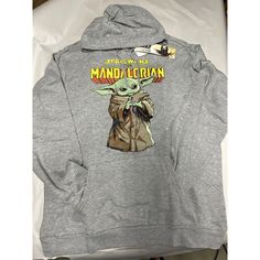 Star Wars The Mandalorian Baby Yoda Grogu Hoodie Men’s Large Nwt - Heather Gray. Star Wars Sweater, Star Wars Hoodie, Star Wars Sweatshirt, Star Wars Men, Hoodies Men Pullover, Star Wars Shirts, The Mandalorian, Grey Pullover, Disney Star Wars