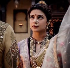 Kashi Bai Bajirao Mastani, Priyanka Chopra Bollywood Movie Outfits, Priyanka Chopra Kashi Bai Look