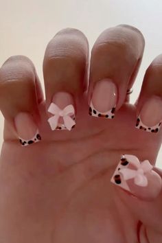 Simple Nail Square, Pink Leopard Print French Tip Nails, Pink And Cheetah Print Nails, Cheetah Print Nails With Bow, Square Bow Nails, Pin Up Nails, Pink Bow Nails, Bow Nail Designs, Cowboy Nails