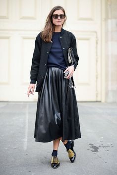 Pfw Street Style, Rok Outfit, Mode Tips, Rock Outfit, Drama Queen, Women Street, Street Style Chic