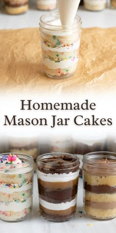 adding cake and frosting to a mason jar for homemade mason jar cakes. Cakes In Jars, Mason Jar Recipe, Summer Desserts Easy No Bake, Desserts Easy No Bake, Desserts Aesthetic