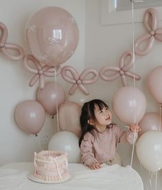 Baby 100 Days Party Decoration, Twincess 1st Birthday, Ballerina Party Backdrop, Indoor First Birthday Party Ideas, Ballerina Birthday Photoshoot, 2 Year Birthday Ideas, First Birthday Party At Home, At Home Party Decorations, Fancy One Year Old Birthday Party