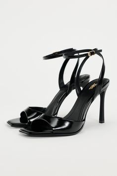 PATENT EFFECT HEELED SANDALS - Black | ZARA United States Glamourous Heels, Hak Tinggi, Zara Heels, Professional Shoes, Bridesmaid Shoes, Leather High Heels, Patent Leather Heels, Zara Shoes, Slingback Sandal