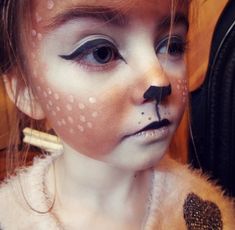 Reindeer Makeup, Fox Makeup, Fantasy Make-up, Halloweenský Makeup, Deer Costume, Halloween Idea, Kids Face Paint, Makeup Idea, Face Painting Halloween