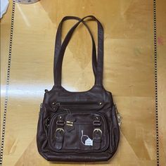 Genuine Leather Conceal And Carry Purse This Purse Is New With Tags Alt Purse, Y2k Purse, Madewell Tote, Y2k Bags, Y2k Fits, Perfume Jewelry, Brown Leather Clutch, Wicker Purse, Brown Leather Purse