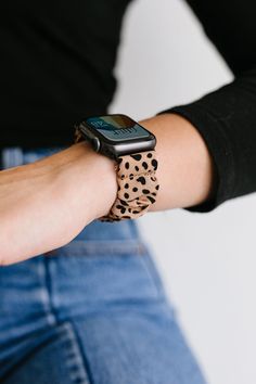 Print out our watch sizer to find your size if you don't have a measuring tool, [HEREhttps://cdn.shopify.com/s/files/1/0020/7421/4498/files/Watch_Band_Size_Guide_FINAL.pdf?v=1611808708) PLEASE MEASURE YOUR WRIST FOR AN ACCURATE SIZE. (measurements taken around the smallest part of the wrist, above wrist bone) X-Small: fits wrists 5-5.4 inches around and is 4.5 inches long Small: fits wrists 5.5 inches - 6 inches around and is 5 inches long Medium: fits wrists 6.1 inches - 6.6 inches around and i Apple Watch Elastic Band, Apple Wrist Watch, Scrunchie Apple Watch Band, Scrunchie Watch, Cat Band, Cute Apple Watch Bands, Apple Watch Bands Fashion, Apple Watch Wristbands