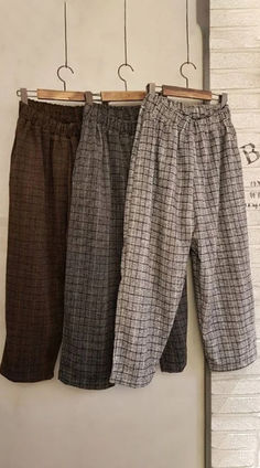 Wide-leg Harem Pants For Loungewear In Fall, Fall Loungewear Wide Leg Harem Pants, Comfortable Wide Leg Pants For Fall, Comfortable Straight Pants For Fall, Oversized Comfortable Pants For Fall, Comfortable Wide Leg Winter Bottoms, Comfortable Fall Ankle-length Pants, Baggy Winter Wide Leg Straight Pants, Oversized Wide Leg Harem Pants For Fall