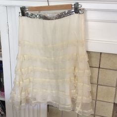 Pretty Ruffled Ivory Skirt With Sequins Pattern Waistline. It's Light And Flowy, Perfect For Spring Or Summer. Skirt Has Never Been Worn And Still Has Tags Attached. Ivory Skirt, Houndstooth Skirt, Crop Top Skirt, Bow Detail Dress, Levi Jeans 501, Straight Skirt, Distressed Black Jeans, Knit Skirt, Dress With Bow