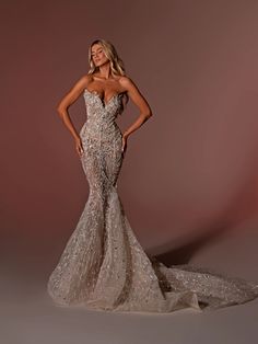 Sexy Illusion Deep V-neck Bridal Dress Sparkly Crystal Pearls Wedding Gown Luxury Mermaid Long Bride Albina Dyla, Matric Dance Dresses, Extravagant Wedding Dresses, Crystal Wedding Dresses, Gorgeous Prom Dresses, Prom Girl Dresses, Bridal Gowns Mermaid, Senior Prom Dresses, Classy Prom Dresses