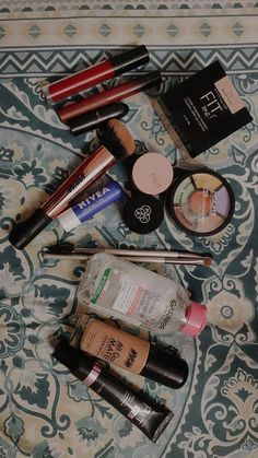 #makeuplover #beautycare #lipstick #lipsticklove #powder #makeupaddict Makeup Products Indian, Affordable Makeup Products In India, Makeup Products Snap, Indian Makeup Products, Bengali Marriage, Shopping Snap, Insta Status, Makeup Therapy, Best Foundation For Oily Skin