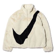 Nike Womens WMNS Sportswear Jacket Swoosh Logo - Fur CU6559-238 Traditional Jacket, Fur Jackets, Fleece Jackets, White Clothes, Nike Fleece, Casual Jackets, Swoosh Logo, Nike Fashion, Nike Womens