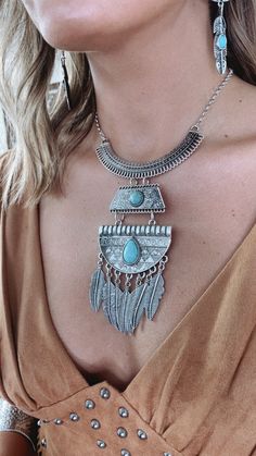 The Girl Tripe Necklace features a layered style design met with turquoise detailing and an adjustable clasp closure. Multi-layered Turquoise Western jewelry Tribe Necklace, Girl Tribe, Turquoise Men, Turquoise Western, Layered Style, Everyday Chic, Necklace Turquoise, Western Jewelry, Sequin Top