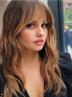 balayage with bangs - Google Search Bangs Balayage, Hairstyles Bangs, Haircut Inspo, Bi Panic, Bangs For Women, Hair 2024, Debby Ryan, Medium Long Hair