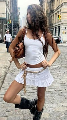 Brown Festival Outfit, New York Summer Fits, Festival Outfit Inspo 2024, Festival Vibes Outfit, Motor Boots Outfit, White Mini Skirt Outfit Summer, How To Style A Black Mini Skirt, Fall Fit Ideas, Mini White Skirt