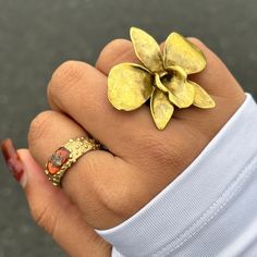 Orchid Statement Ring, Silver or Gold Flower Jewelry, Nature Inspired, Orchid Blossom Ring - Etsy Colorful Gold Earrings, Vintage Flower Jewelry, Gold And Silver Jewelry Together, Gold Flower Jewelry, Orchid Ring, 00s Mode, Orchid Jewelry, Dope Jewelry Accessories, Flower Rings