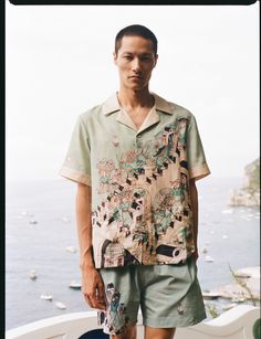 A dove's-eye-view of Positano. Shop the matching swim trunks here. This shirt is from the Lucio Liguori set in our third collaboration with Le Sirenuse, the historic Positano hotel. Learn more about Lucio Liguori and the making of this shirt and matching trunks here. See the rest of our Le Sirenuse x Tombolo capsule here. 35% Silk / 65% Cotton Twill Unisex Sizing DRY CLEAN ONLY DETAILS Our first foray into silk: a blend that encompasses the best of all worlds amongst drape, softness, sheen and b Men’s Silk Shirt, Resort Shirt Outfit Men, Mens Linen Outfits, Bleached Hair Men, Le Sirenuse, Linen Outfits, Sweatshirt Ideas, Resort Shirt, Party Inspo