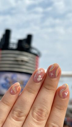 Disney Marie Cat Nails, Disney Nails Short Almond, Aesthetic Disney Nails Short, Simple Nails Disney, Disney Gel Manicure, Disney Nails Cruise, Disney Themed Nails Short, Disney Cruise Nail Art, Disney Figment Nails