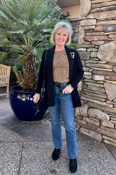 6 Things To Wear Over 60 - A Well Styled Life® Mode Over 50, Blazer Rose, A Well Styled Life, Dressing Over 60, Classic Outfits For Women, 60 Year Old Woman, Stylish Outfits For Women Over 50, Clothes For Women Over 50, Look Jean