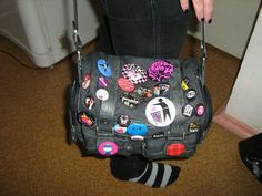 Scene Punk Aesthetic, Bags 2000s, Emo Bag, Scene Backpack, 90s 00s Fashion, Claudia Donovan, Scene 2000s, Early 2000s Aesthetic, Y2k Early 2000s