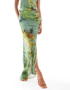 Rok van ASOS DESIGN Deel van een combi-set Top wordt apart verkocht Tie-dye ontwerp Hoge taille Elastische tailleband Rimpelingen opzij Split aan de zijkant Slim-fit Mesh Maxi Skirt, Dress Bra, Tie Dye Designs, Tie And Dye, Co Ord Set, Maxi Dress Trend, Petite Maternity, Side Split, Tie Dye Print