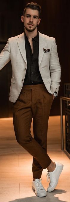 10 Blazer Outfits to rock on casual days Mens Blazer Outfit Casual, Tan Blazer Outfits Mens, Blazers For Men Casual, Casual Clothes For Men, Male Inspiration, Blazer Outfits Men