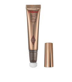 The Hollywood Contour Wand from Charlotte Tilbury is the perfect lightweight, blendable, buildable formula to create a natural, well-contoured complexion. Take years off your appearance with this fabulous contour wand, perfect for medium/dark skinned ladies. Hollywood Contour Wand, Contour Wand, Fun Beauty Products, Shopping Essentials, Teen Christmas Gifts, Eye Makeup Designs, Fancy Makeup, Makeup Eye Looks